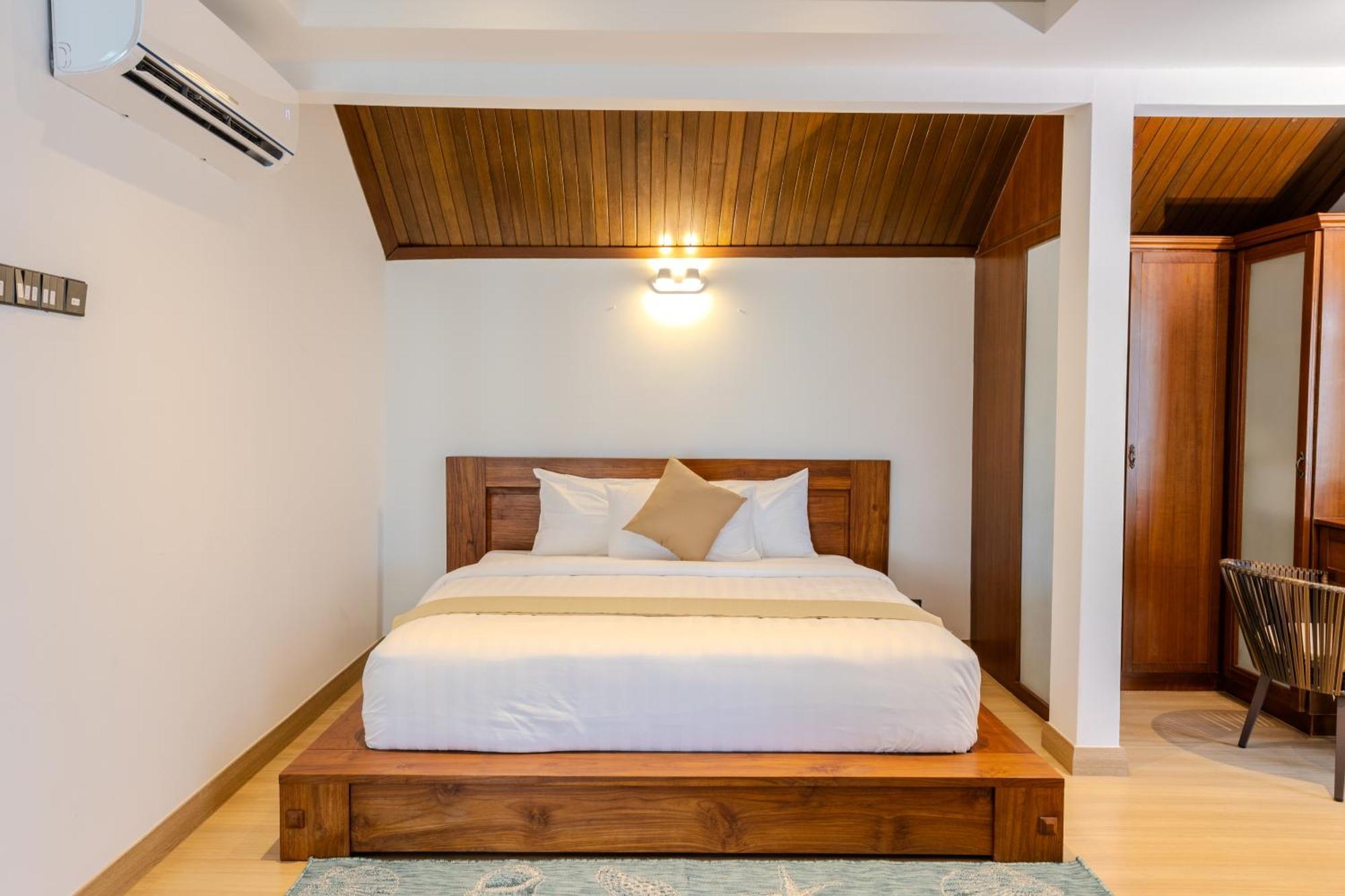 Suntai Villa, Beachfront Suites Kampong Si Ginting Esterno foto